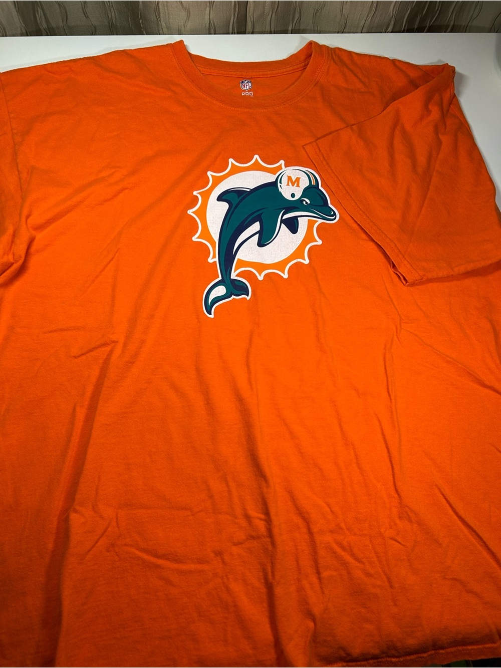 NFL Pro Line Miami Dolphins Men's XL Extra Large Orange Graphic Short Sleeve Tee